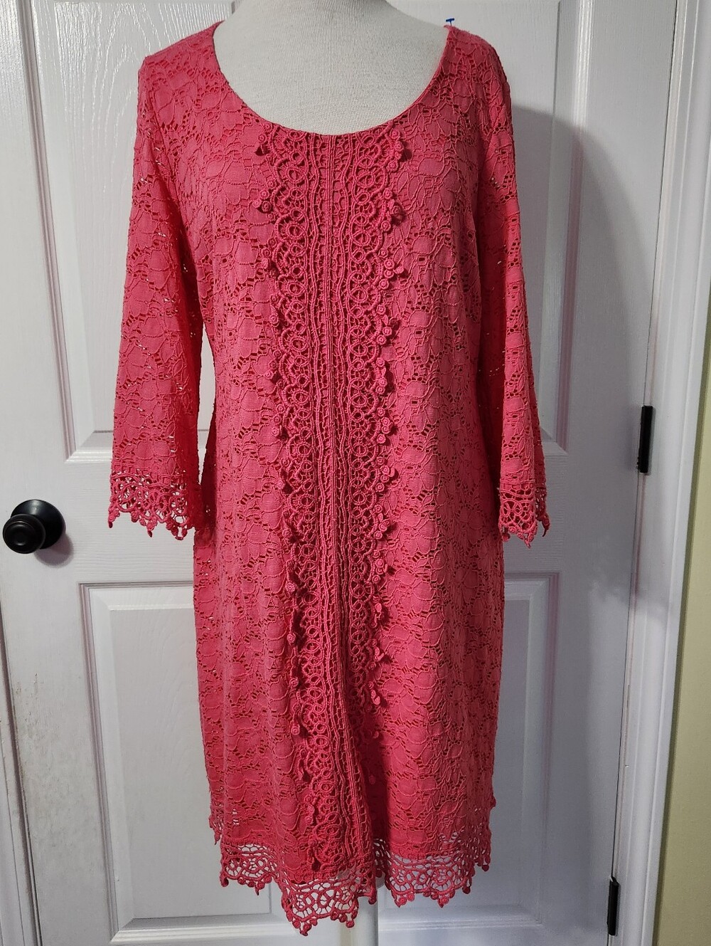 Alfani Crocheted Lace Shift Dress in Coral Pink, Sixe XL